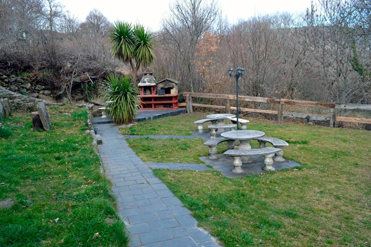 Hotel Rural La Casa De Irene Lubian ภายนอก รูปภาพ