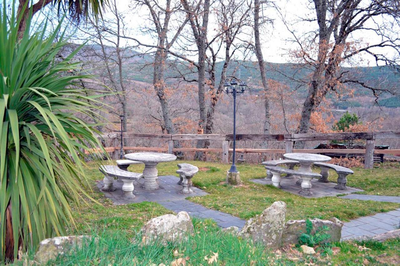 Hotel Rural La Casa De Irene Lubian ภายนอก รูปภาพ