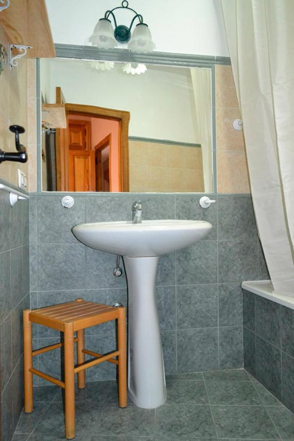 Hotel Rural La Casa De Irene Lubian ภายนอก รูปภาพ